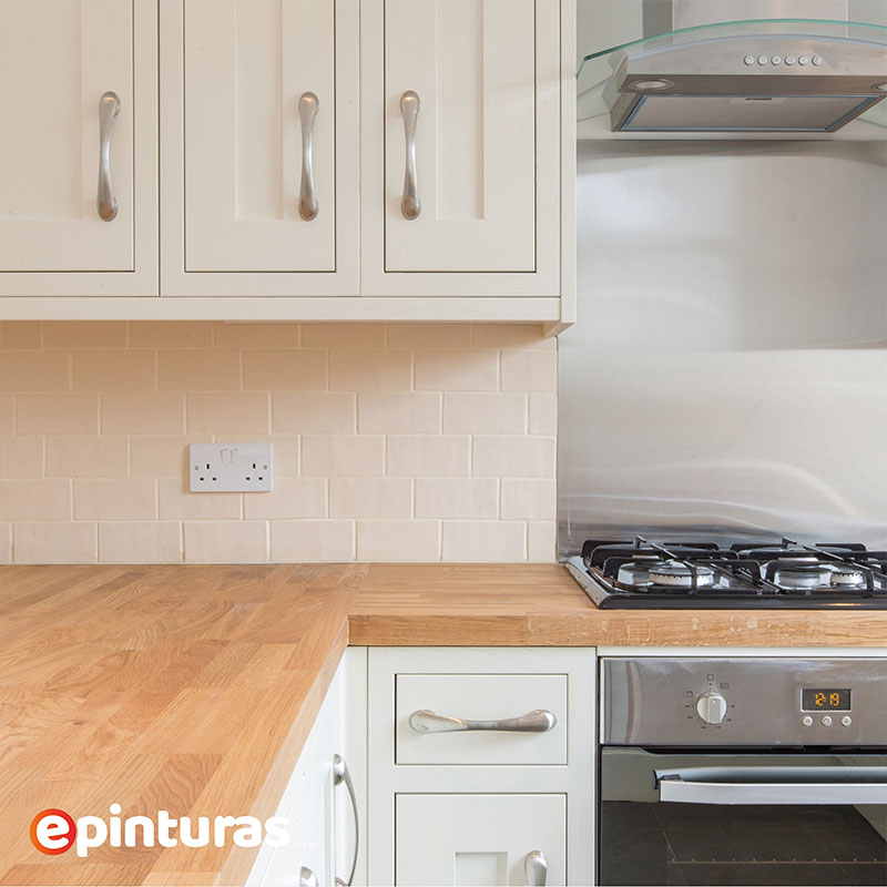 antes y después de pintar muebles de cocina